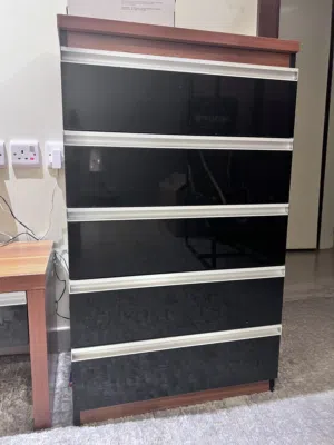 وحده ادراج وطاوله تلفاز