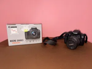 Canon EOS 2000D DSLR Camera + 18-55mm Lens (Like New)