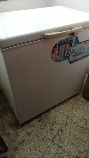 فريزر مستعمل بحالة ممتازة