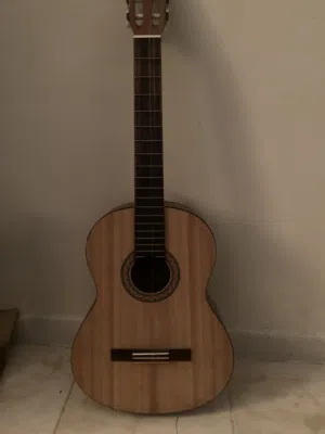 جيتار Yamaha