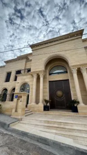 650 m2 5 Bedrooms Villa for Sale in Amman Dabouq