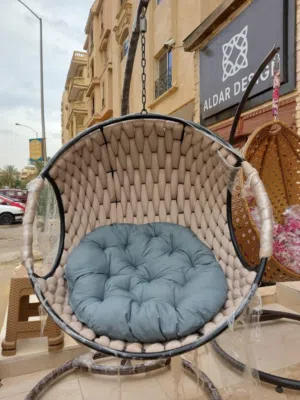 مرجيحه كلها حديد وليست راتان