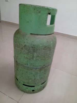 جرة غاز فاضيه للبيع