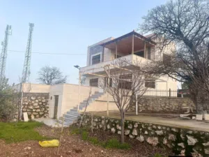2 Bedrooms . 2 Bathrooms . 180 m24