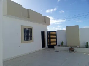 منزل للبيع في منطقة بوعطني
