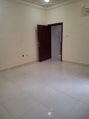 ستوديو للإيجار بالغرافة شامل وبدون عمولة