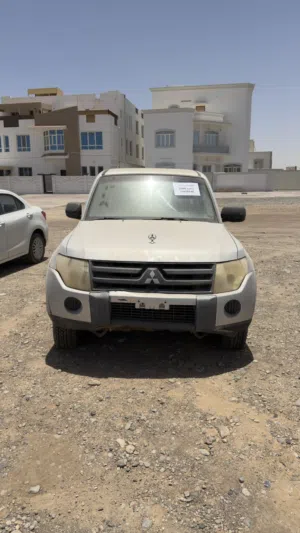 Used Mitsubishi Pajero in Muscat