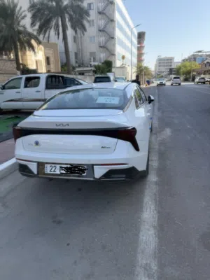 Used Kia K5 in Basra