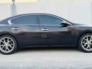 نيسان مكسيما2011، نيسان ، مكسيما SV