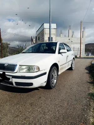 سكودا اوكتافيا 2004