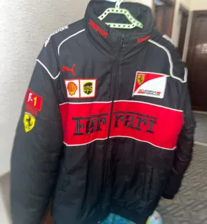 جاكيت ماركة فيراري