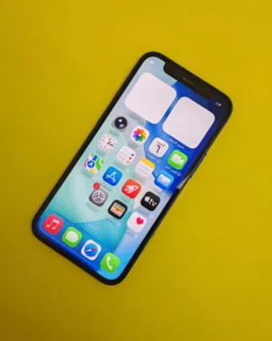 Apple iPhone 12 Mini 128 GB in Hawally