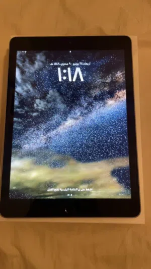 للبيع iPad 6 سعة 32GB