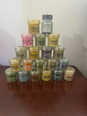 Distress embossing Powderَ للفنون اليدوية