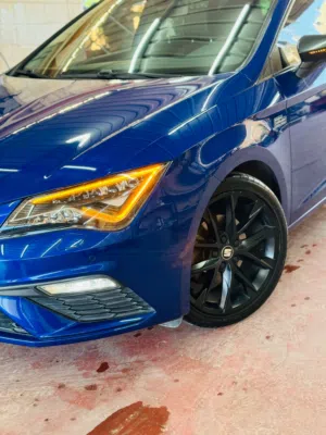 Seat Leon Full FRسيت ليون اف ار2019/2020 1.5متور فل اضافات دهان شركة تامين و ترخيص جديد عداد قليل