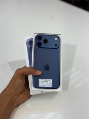 iPhone 17 pro max 256 GB Fine phone available- Good phone