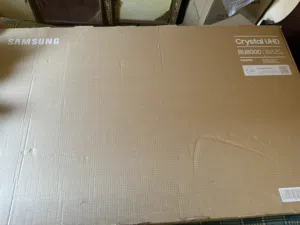 شاشة سامسونج Crystal UHD BU8000 بحجم 50 بوصة (125 سم)