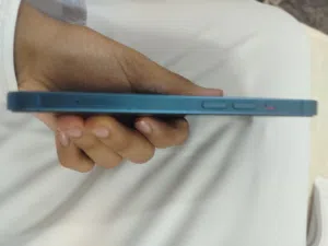 Apple iPhone 13 256 GB in Al Sharqiya