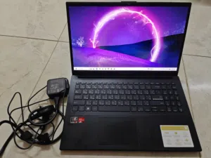 Asus vivobook Ryzen 5 7520u processor 16 gb RAM DDR 5 1TB SSD OLED screen 15.6 inch