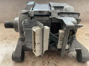 ماتور غسالة اريستون ايطالي 7 كيلو فل اوتوماتيك