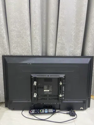 للبيع تلفزيون نضيف بحاله جيده الوصف مهم!!