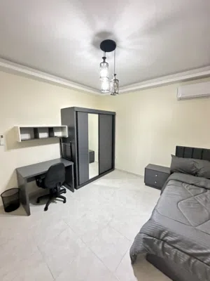 استوديو مجهز ونظيف قرب الجامعة الاردنية للايجار