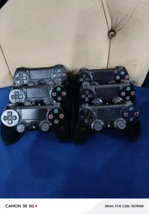 للبيع أدين ps4 اصلي نخب اول