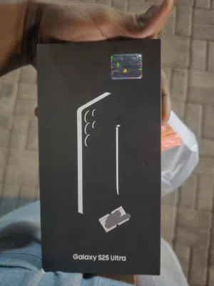 Samsung Galaxy S25 Ultra 256 GB in Al Ahmadi