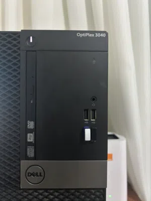 كمبيوتر للبيع