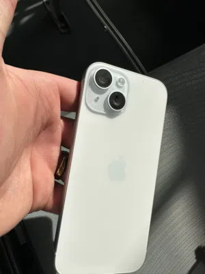 Apple iPhone 15 128 GB in Amman