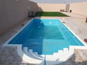 صيانة مسابح وتنسيق الحدائق
