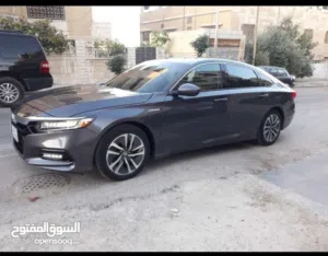 هوندا اكورد 2018 للبيع اربد بسعر مميز