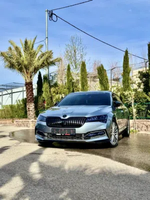 Skoda Superb 2020 4*4 ولا غرام بوية
