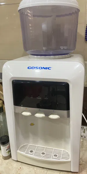 براد ماء منضدي نوع GOSONIC مع فلتر تنقية مياة سبع مراحل مستخدم