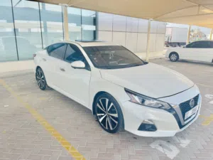Used Nissan Altima in Al Batinah