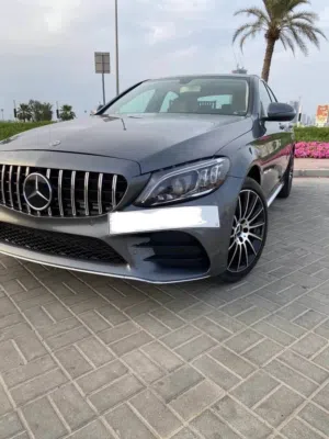 C300 موديل 2020 ممشاها 73الف خالية من الملاحظات سعرها 67قابل للتفاوض