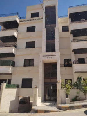 194 m2 3 Bedrooms Apartments for Sale in Zarqa Iskan Al Batrawi