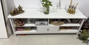 طاولة تليفزيون