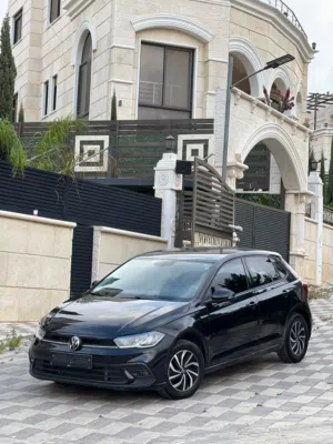 فولكسفاجن بولو محرك1000تربو فل كامل اضافات ماعدا الفتحة