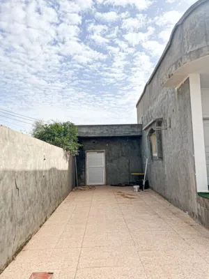 200 m2 4 Bedrooms Townhouse for Sale in Tripoli Al-Sabaa