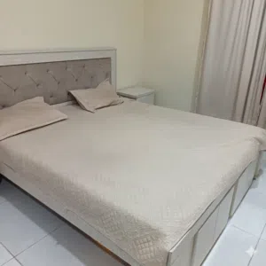 غرفة نوم كاملة للبيع بسعر مغرٍ (50 دينار)