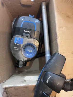 Philips  vacuum cleaner 6 kwf