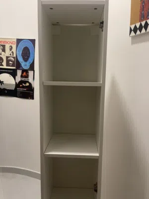 Storage shelf for room or bathroom in Rak