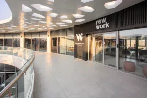 مكاتب للإيجار في سكوير الخوض السيب Office for Rent in SQUare Al Khoud Al Seeb