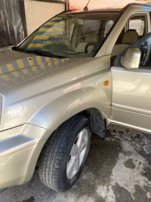 نيسان اكستريل 2004