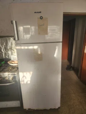ثلاجة للبيع