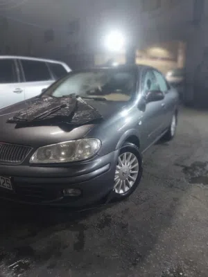 نيسان صني 2001