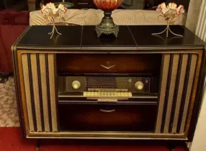 Radyo GRUNDIG