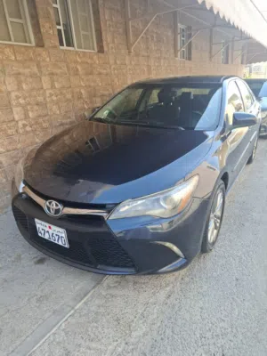 كامري 2015  تسجيل وتأمين حتى 28/2/2027 وارد أمريكا ما تشكي من شي، السيرفيس منتظم عند كراج معروف.