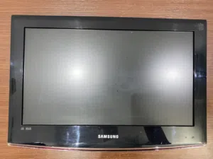 شاشة سامسونج 23 إنش